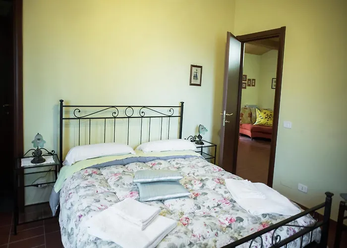 Vakantiehuis Holiday Home In Paciano With Swimming Pool,Terrace,Billiards Paciano